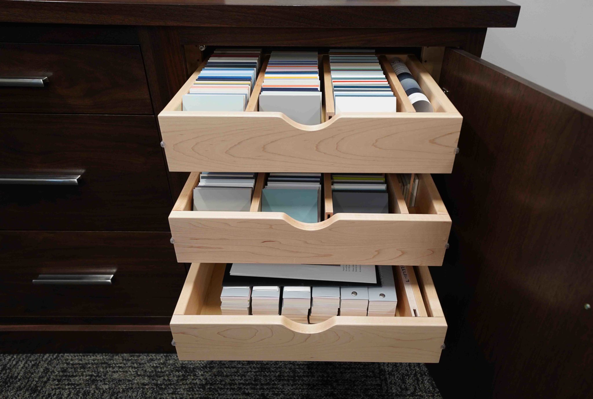 DSC08131_kountry_kraft_office_drawer_organization_lr ...