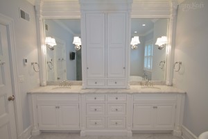 White Bathroom Cabinets in Ridgewood, NJ