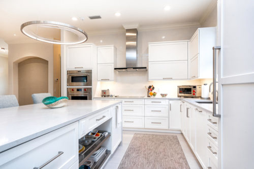 Decorators White Kitchen Cabinets in Venice, Florida