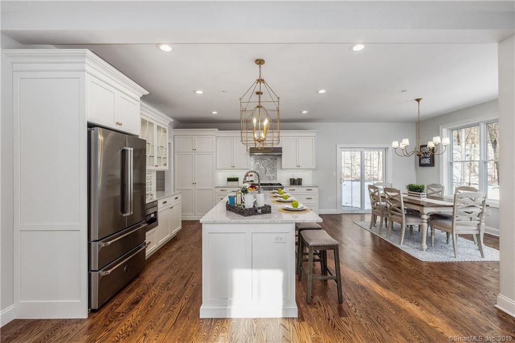 Scullery White Cabinets in Chesire, Connecticut