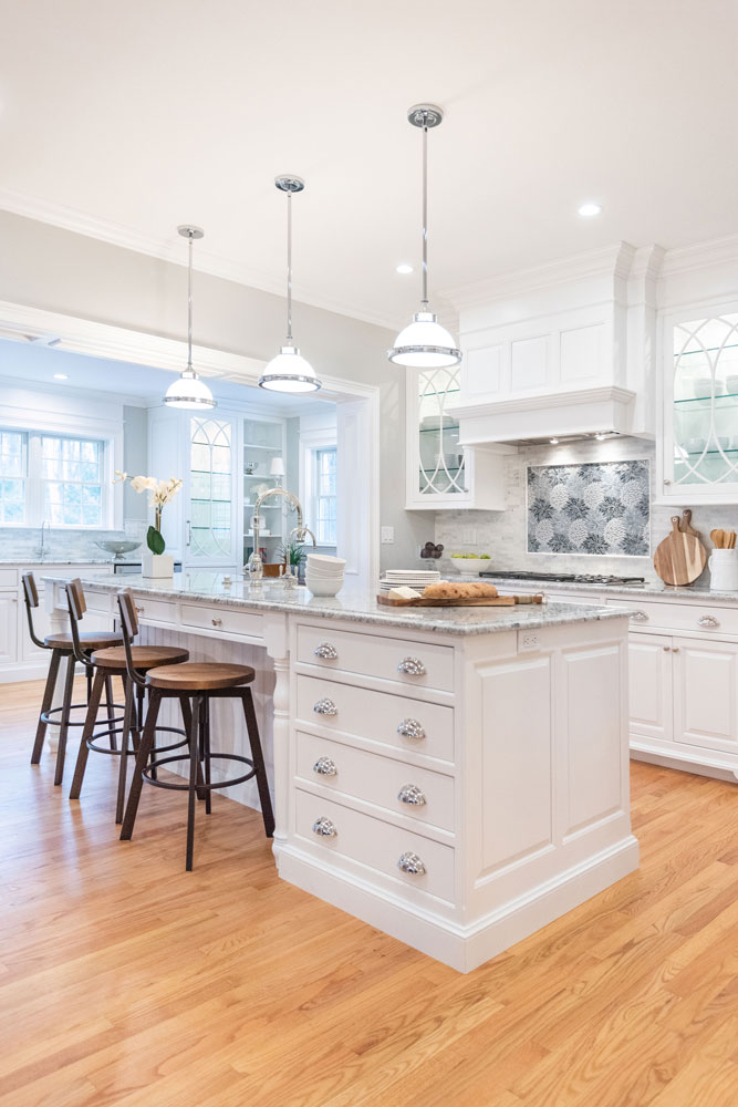 Super White Painted Cabinets in an Open Kitchen Design 